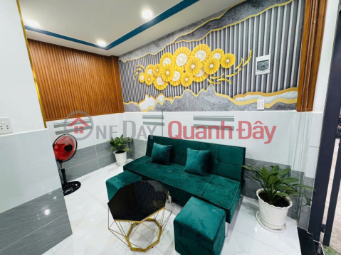 PROFITABLE INVESTMENT - OWNER URGENTLY SELLING 2 HOUSES IN A PRIME LOCATION IN DUC HOA DISTRICT, LONG AN PROVINCE. _0
