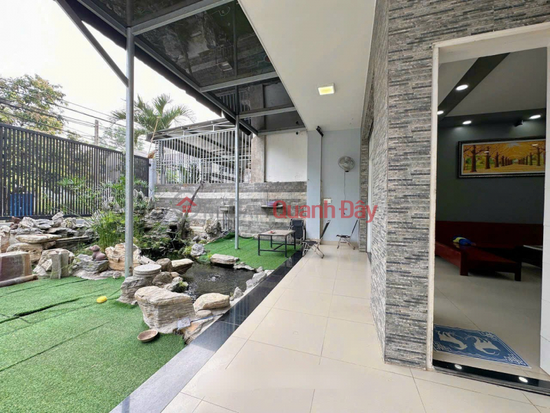 Selling a 200m2 villa in Tan Phong residential area, nice infrastructure for only 8 billion7 Sales Listings