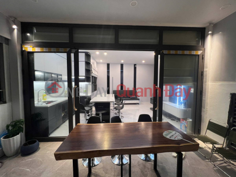 House for sale in Ke Ve - Dong Ngac area, over 300m2, fully furnished, price over 9 billion _0