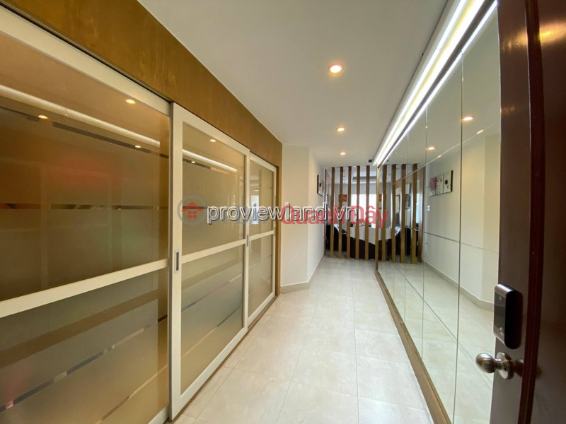 Property Search Vietnam | OneDay | Residential Rental Listings | 3 bedroom apartment for rent in Hung Vuong Plaza with high-class furniture