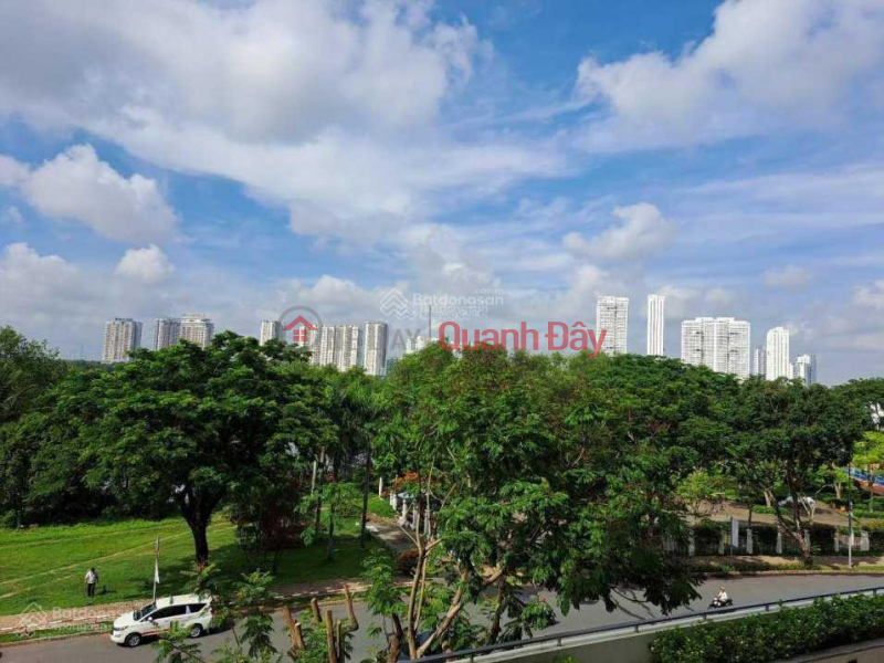 Bán penthouses 160m2 mặt đường Nguyễn Đức Cảnh. Khu vực VIP nhất Phú Mỹ Hưng, Q7 | Việt Nam Bán ₫ 9,6 tỷ