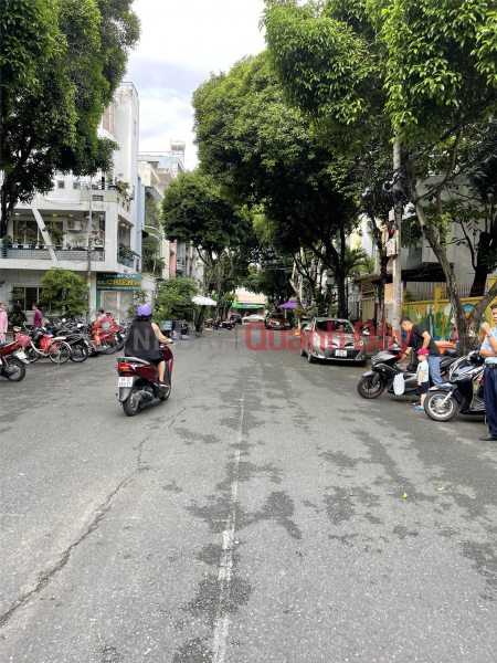 Discount 1 billion to quickly sell house facing Nguyen Hong street, area 80m2, currently rented for 25 million\\/month Sales Listings