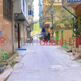 Bán nhà Hoàng Quốc Việt,cạnh Học Viện Chính Trị,oto quanh nhà,kinh doanh,50m2, 4T, MT4,4m, giá nhỉnh 13 tỷ _0