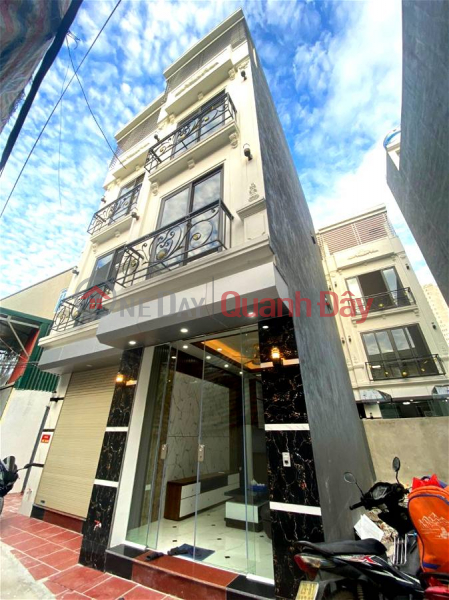 NEW DI TRACH STREET HOUSE LOT FOR SALE 36m2, 3 bedrooms, 3 bathrooms RIGHT BEFORE TET FOR CHEAP 2.9 BILLION Sales Listings