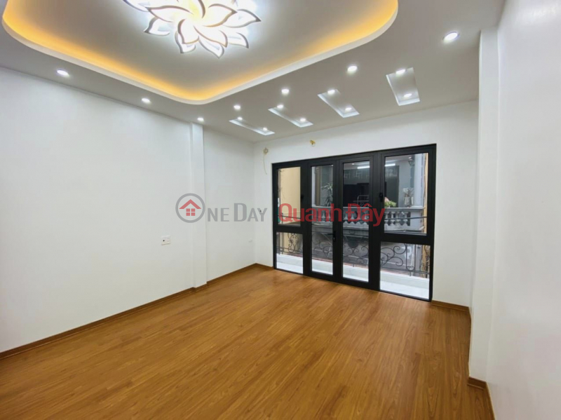 Property Search Vietnam | OneDay | Residential Sales Listings | House for sale, lane 136, Trung Liet Street, cars to enter the house. Area 40m2, 4 floors, frontage 4m, price slightly 9 billion.
