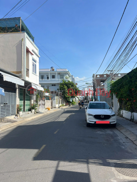 LAND FOR SALE WITH HOUSE FREE - BEAUTIFUL LOCATION IN VINH HOA, NHA TRANG, ONLY 800M FROM THE BEACH _0