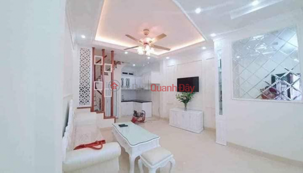 FAMILY NEEDS TO SELL A 4-STORY HOUSE WITH MODERN DESIGN 30M TO A CAR IN KHUONG TRUNG THANH XUAN STREET, HANOI. Sales Listings