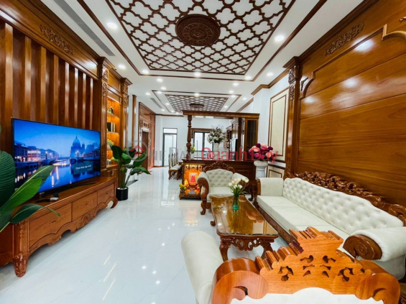 High-class villa: + build 1 ground floor 3 floors with 4 bedrooms 5 WC, worship room, laundry room, terrace front and back | Vietnam | Sales ₫ 15 Billion
