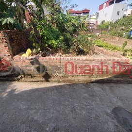 SELLING 45M OF LAND ON YEN ROAD, XUAN NON - CAR PARKING - PINE ROAD _0