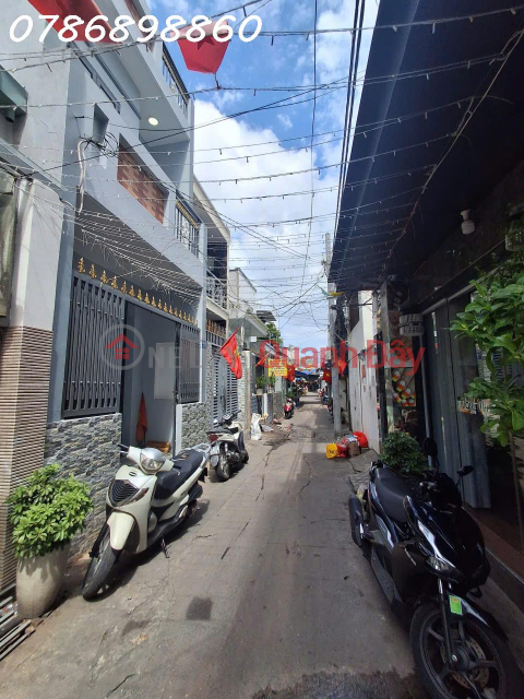 HOUSE FOR SALE AT 1041 TRAN XUAN SOAN STREET, TAN HUNG WARD, DISTRICT 7 _0