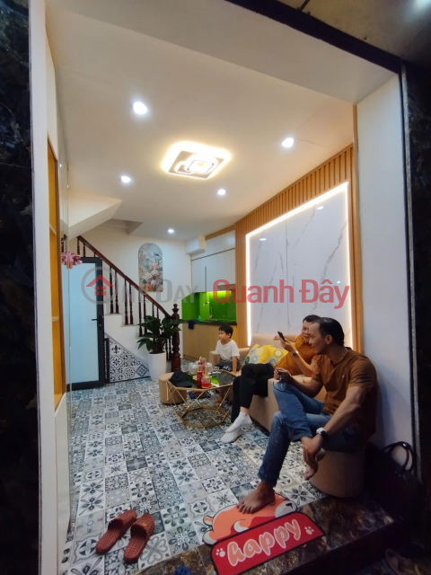 ️Sell Ton Duc Thang House 25M2 5 Floors Frontage 3.3M, Only 4.8 Billion Beautiful House Near Street - Car 25m From House - Alley 3 Gac Dong Da _0