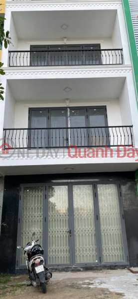 OWNER NEEDS TO SELL URGENTLY A HOUSE ON HUNG VUONG, PHU YEN STREET FOR 10 BILLION VND Sales Listings