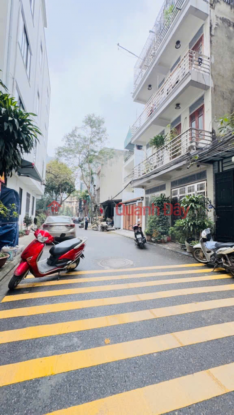 OWNER BUILT HOUSE - 2 OPEN WINDS - 46 CARS PARKING AT THE DOOR - CHU HUY MAN, LONG BIEN - FLOODED UTILITIES _0