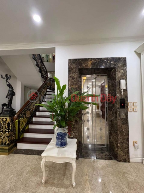 Selling a beautiful new 7-storey house, rare pagoda, spare metal, garage 14.8 billion _0