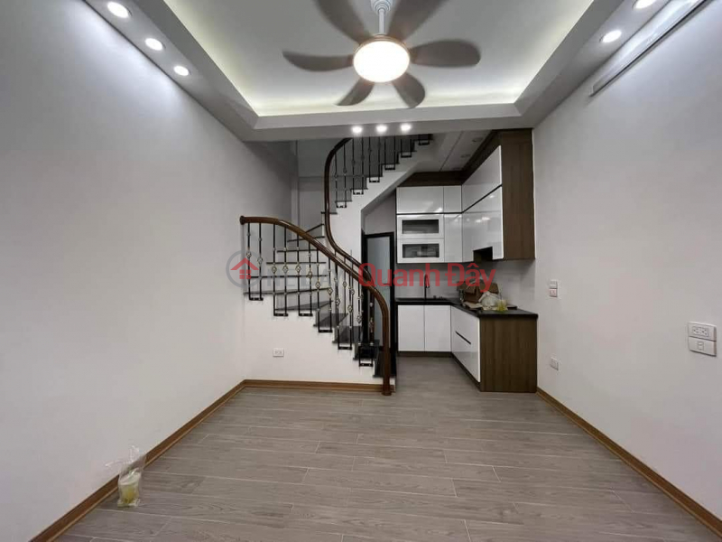 Urgent sale of 5-storey house, designed for cars, with small business in Van Canh, Hoai Duc, price 4.1 billion Sales Listings