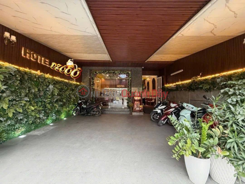 LUXURY HOTEL - 38 billion VND - ANNUAL CASH FLOW OF 2.2 billion VND - FRONT AND BACK FACADE Sales Listings