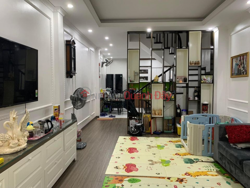 Property Search Vietnam | OneDay | Residential, Sales Listings House for sale Hoang Van Thai sublot 35m2, avoid car, alley, frontage 4m, selling price 4.1 billion. Very rare !