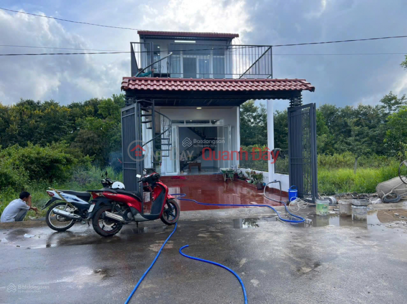 Nhà 2 tầng Lộc Thành thiết kế hiện đại Niêm yết bán