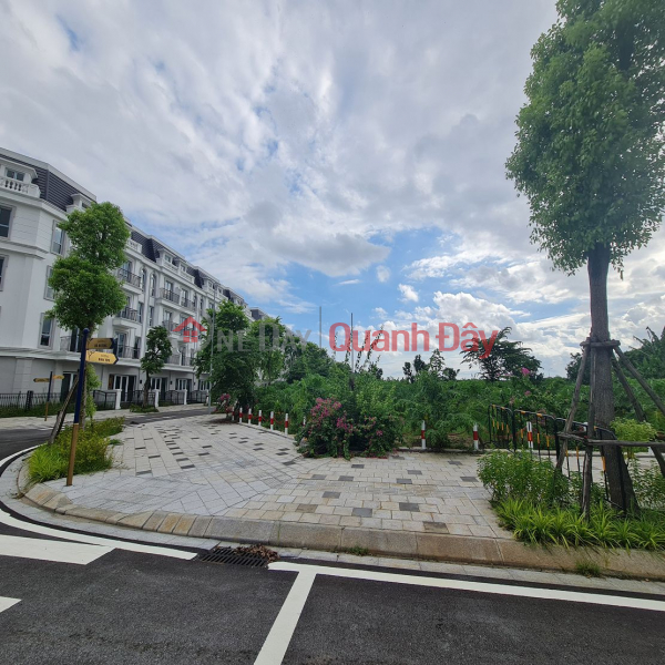 39m2 resettlement land in Trau Quy, 13m wide road with sidewalk... Investment price. Contact 0989894845 Sales Listings