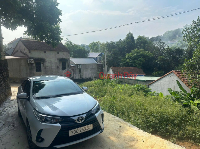 CC offers 7 lots for sale in Son Dong, Tien Phuong, Chuong My, Hanoi, approximately 900 million, car access, adjacent to Highway 6 Sales Listings