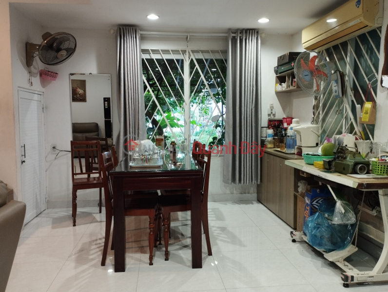 Property Search Vietnam | OneDay | Nhà ở, Niêm yết bán | Bán biệt thự vườn Bình Dương - 84 m2 + 250 m2 vườn sử dụng biệt thự liền kề