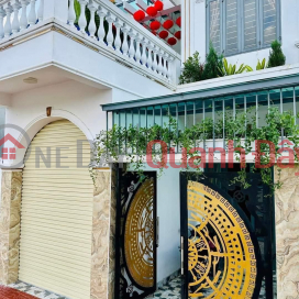 Selling a house designed in the style of a mini villa, right in the center of Binh Dinh ward _0