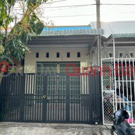 OWNER NEEDS TO SELL BEAUTIFUL HOUSE IN AN PHU KDC QUICKLY _0