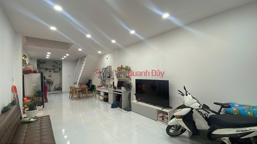 Bán nhà Đất Lành Nam Nha Trang, 56m², đường 13m, gần Phong Châu Niêm yết bán