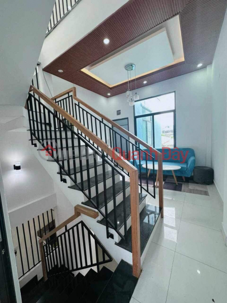 Selling 3-storey house with business frontage Tran Cao Van Thanh Khe DN-74m2-Nearly 7 billion