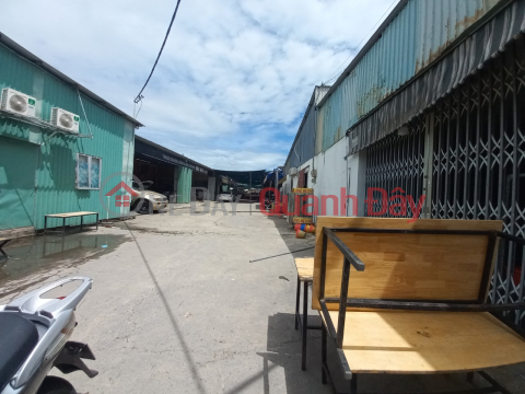 Warehouse for rent in front of Huynh Tan Phat, 200m2, price 20 million VND _0