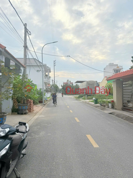  Please Select, Residential, Sales Listings đ 4.11 Billion