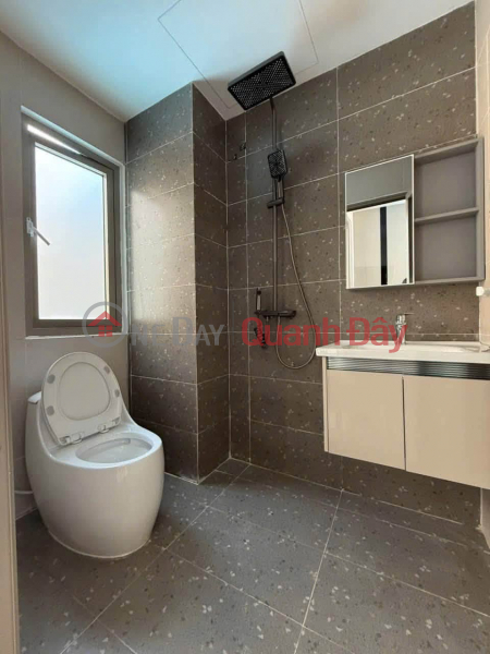đ 5.5 Billion Mini villa for sale, front and back facing, K112 Tran Cao Van Street