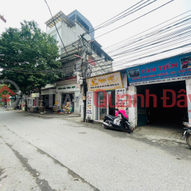 Phuc Loi land for sale 50m x 5m, car can avoid, business only 6 billion 8, low negotiation. Contact 0936123469 _0