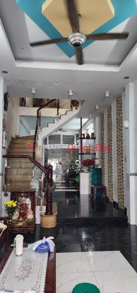 Private house in front of area 100m2, Ly Chieu Hoang, Right Binh Phu, District 6. Horizontal 3.9x26m. 4 floors (5 bedrooms),just a little bit _0