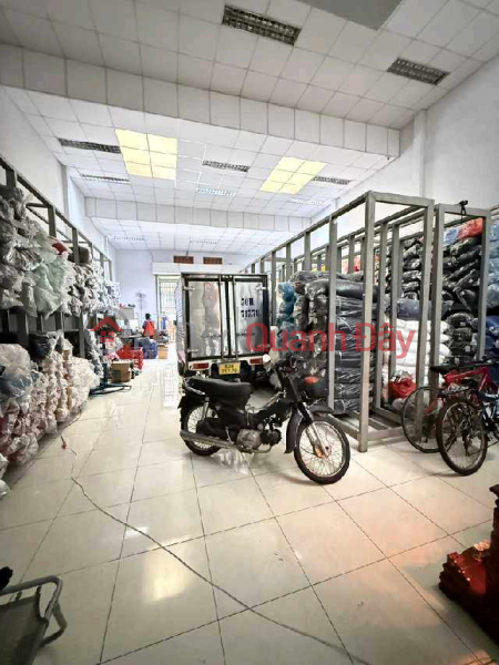 , Please Select, Residential Sales Listings đ 40.5 Billion