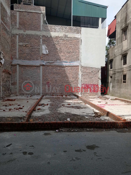 đ 5.9 Billion Land for sale in Duong Ha, corner lot, investment price 86m2