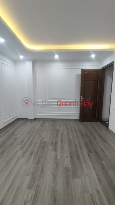 Kim Giang Đại Kim Hoàng Mai 7 tầng thang máy 38m mặt tiền rộng 20m ra mặt phố nhỉnh 6 tỷ lh 0817606560 _0