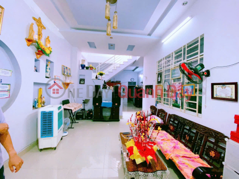 Bán nhà lầu P. Tam Hiệp, gần chợ Lý Văn Sâm, đường oto chỉ 3,6 tỷ _0