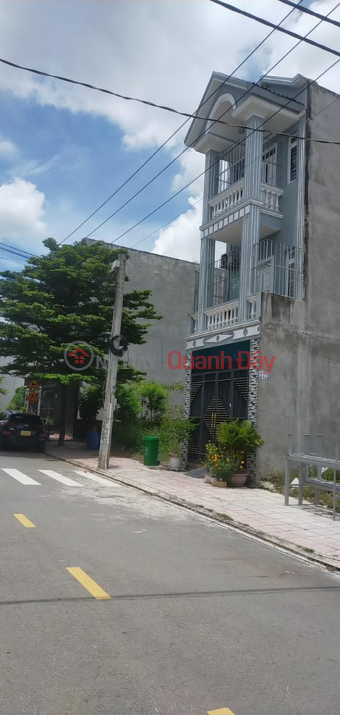 BEAUTIFUL HOUSE - GOOD PRICE - Street Front House For Sale In Di An City _0
