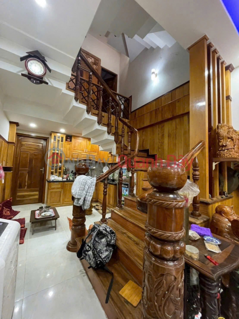 Nhà đẹp 3 tầng 3 mê nội thất gỗ sang trọng, thông ra Yên Thế - Bắc Sơn! _0