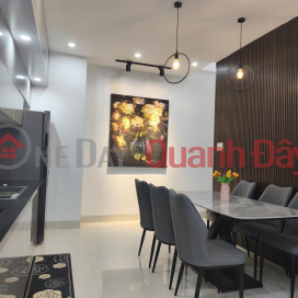 ► Lô góc sát Ô tô đậu, gần Nguyễn Hoàng, 55m2, 3 mê mới tinh, hiện đại _0