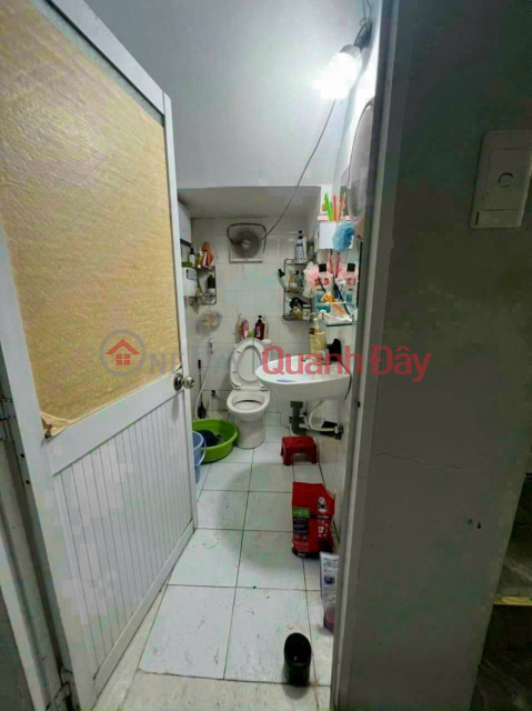 The owner sells the house available in Chanh Hung alley, casting 1 floor at a cheap price to recover capital _0