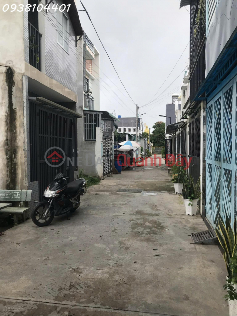 Owner needs money to urgently sell 40.7m2 land plot in My Hanh Nam Commune, Long An, investment price _0