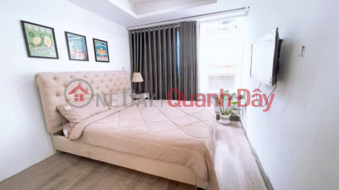 Beautiful house with 3 bedrooms, full high-class furniture, car alley Mac Dinh Chi _0