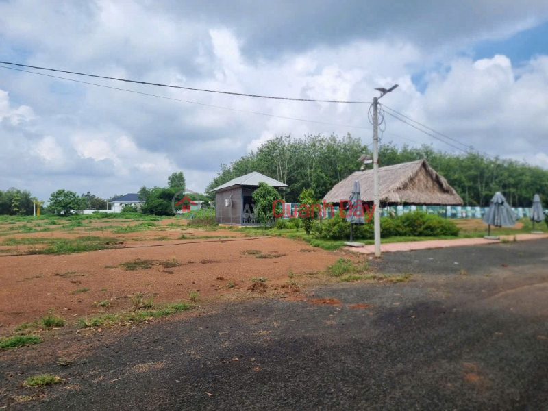 đ 450 Million | URGENT SALE: PLOT OF LAND LOCATED NEAR THE CENTER OF DONG XOAI CITY.