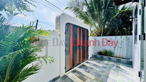 HOUSE FOR SALE IN DIEN KHANH TOWN, KHANH HOA, NEWLY KENG _0