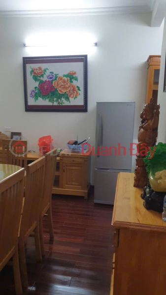 Property Search Vietnam | OneDay | Nhà ở, Niêm yết cho thuê | Cho thuê căn hộ Tập thể tầng 2 Chùa Bộc, 60m2, 2 ngủ, 2 vệ sinh, 9 Triệu/th