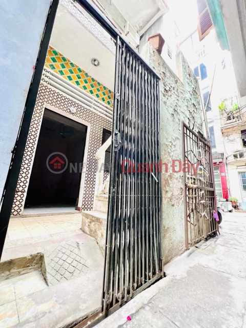 Investment goods Cua Bac Street - Ba Dinh District - adjacent to Quan Thanh - 3 floors Old owner determines to sell land to donate Dien house _0