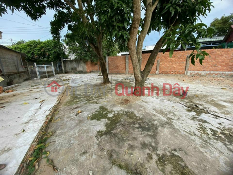Need to sell quickly land plot located in the center of Long Xuyen city. _0