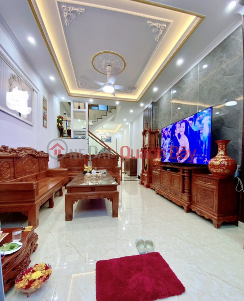 BN Selling independent house with full furniture 47M 3 floors 2ty89 Sales Listings